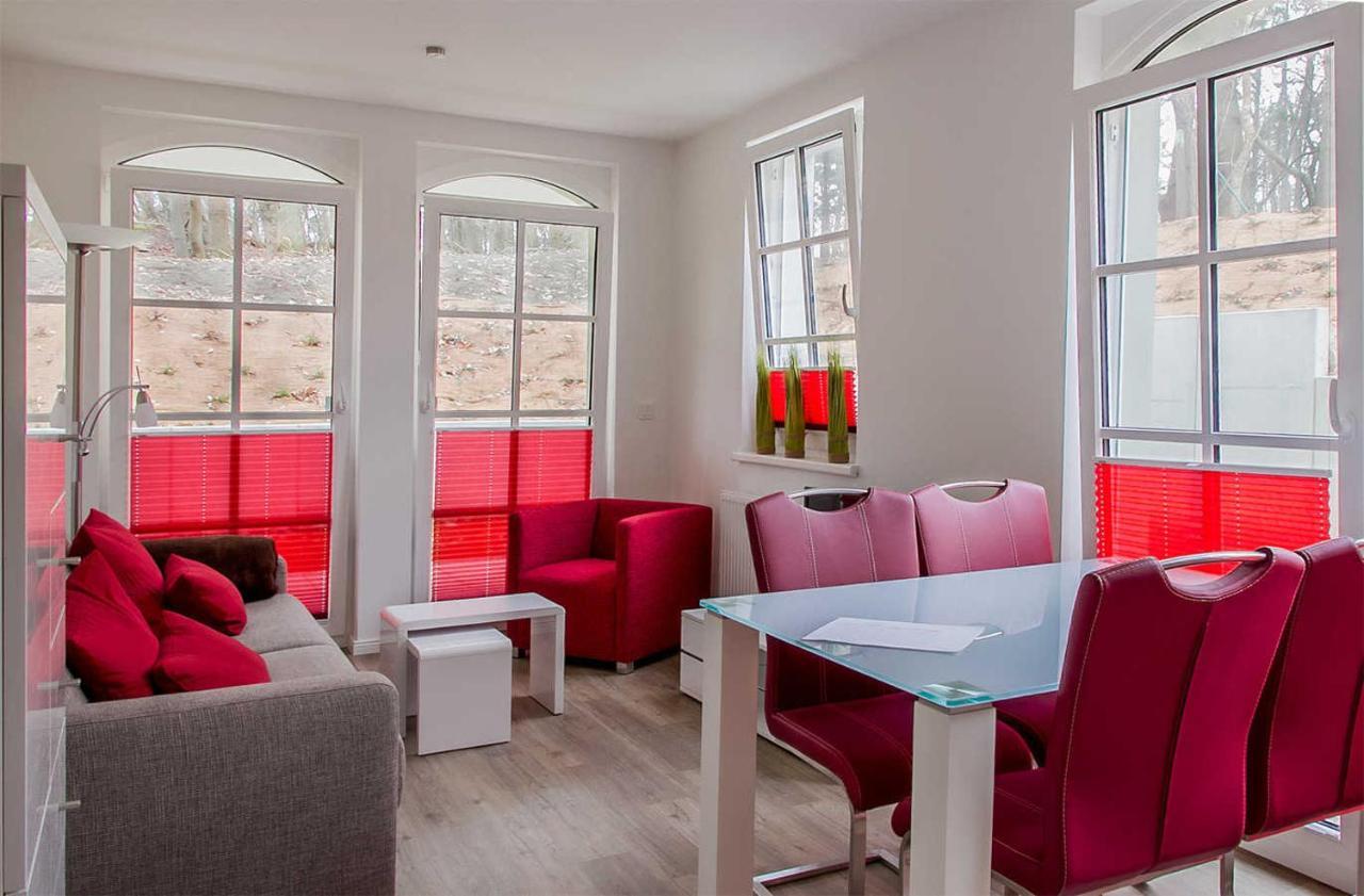 Haus Meeresblick - Ferienwohnung Fischerhues Baabe Extérieur photo
