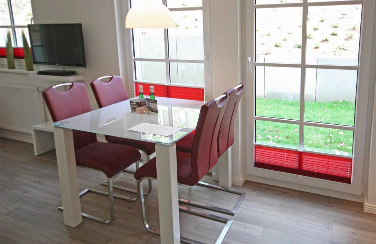 Haus Meeresblick - Ferienwohnung Fischerhues Baabe Extérieur photo